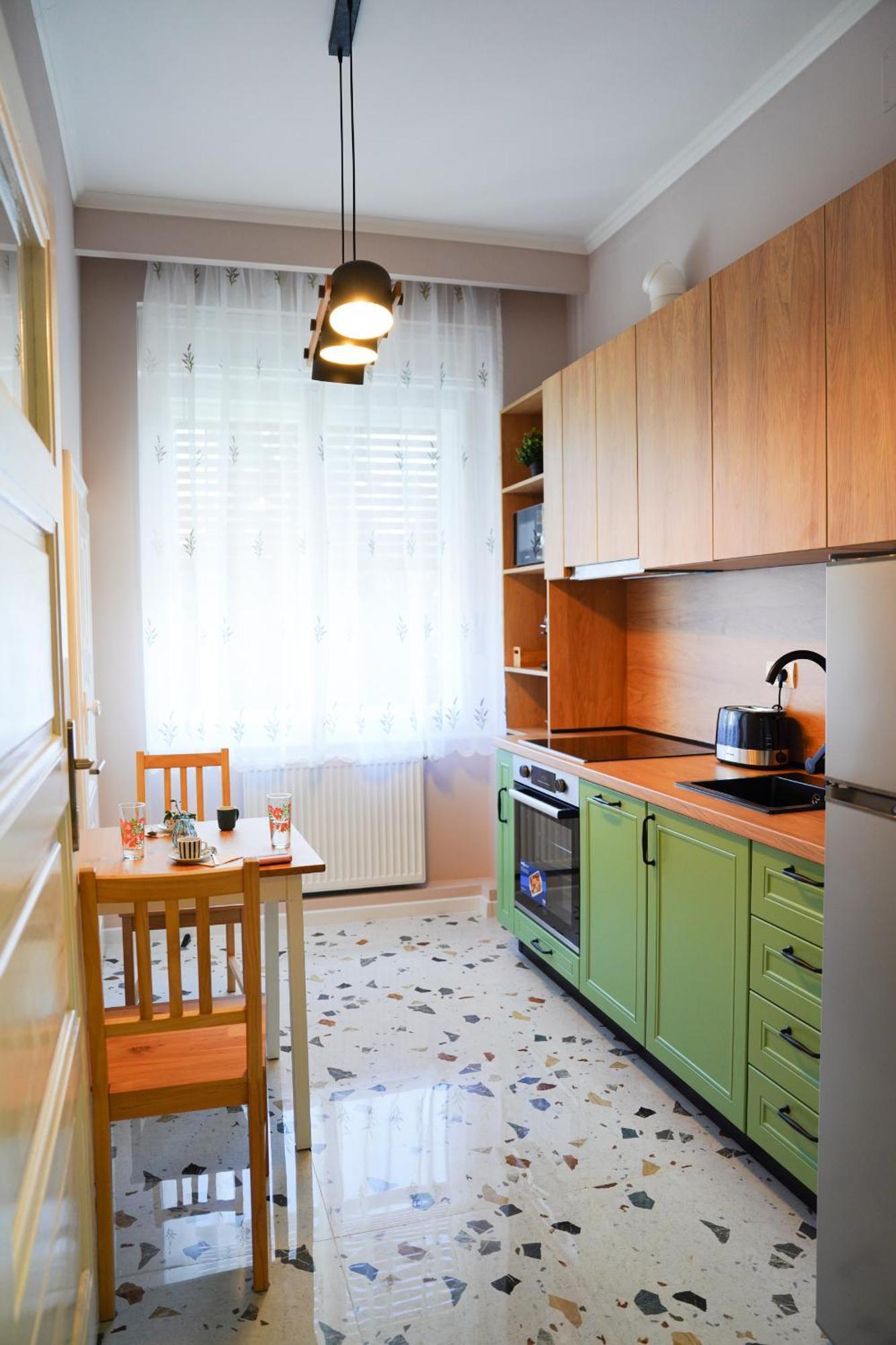 Ami'S Corner Lovely Family And Couple'S Home Сибиу Экстерьер фото