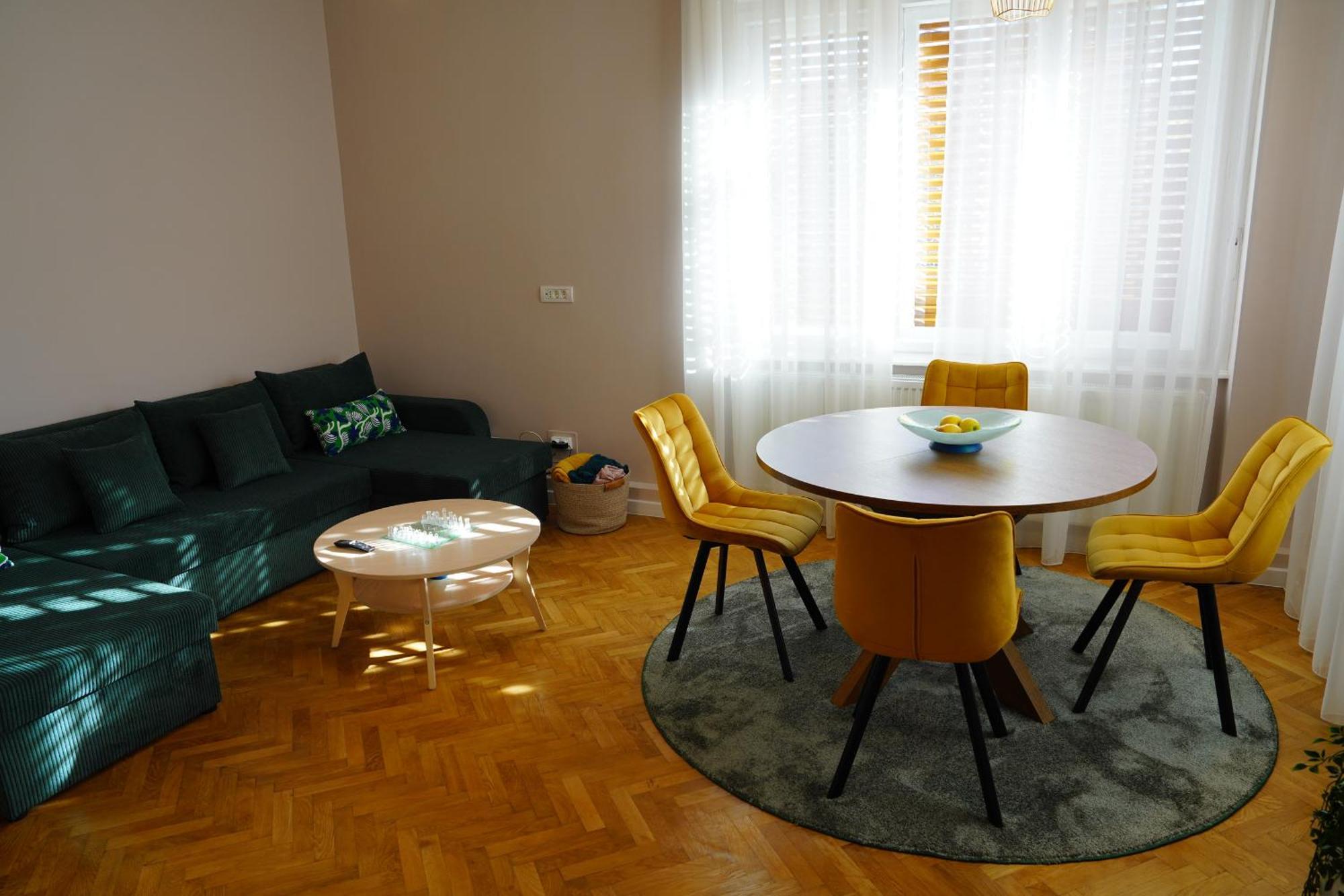 Ami'S Corner Lovely Family And Couple'S Home Сибиу Экстерьер фото