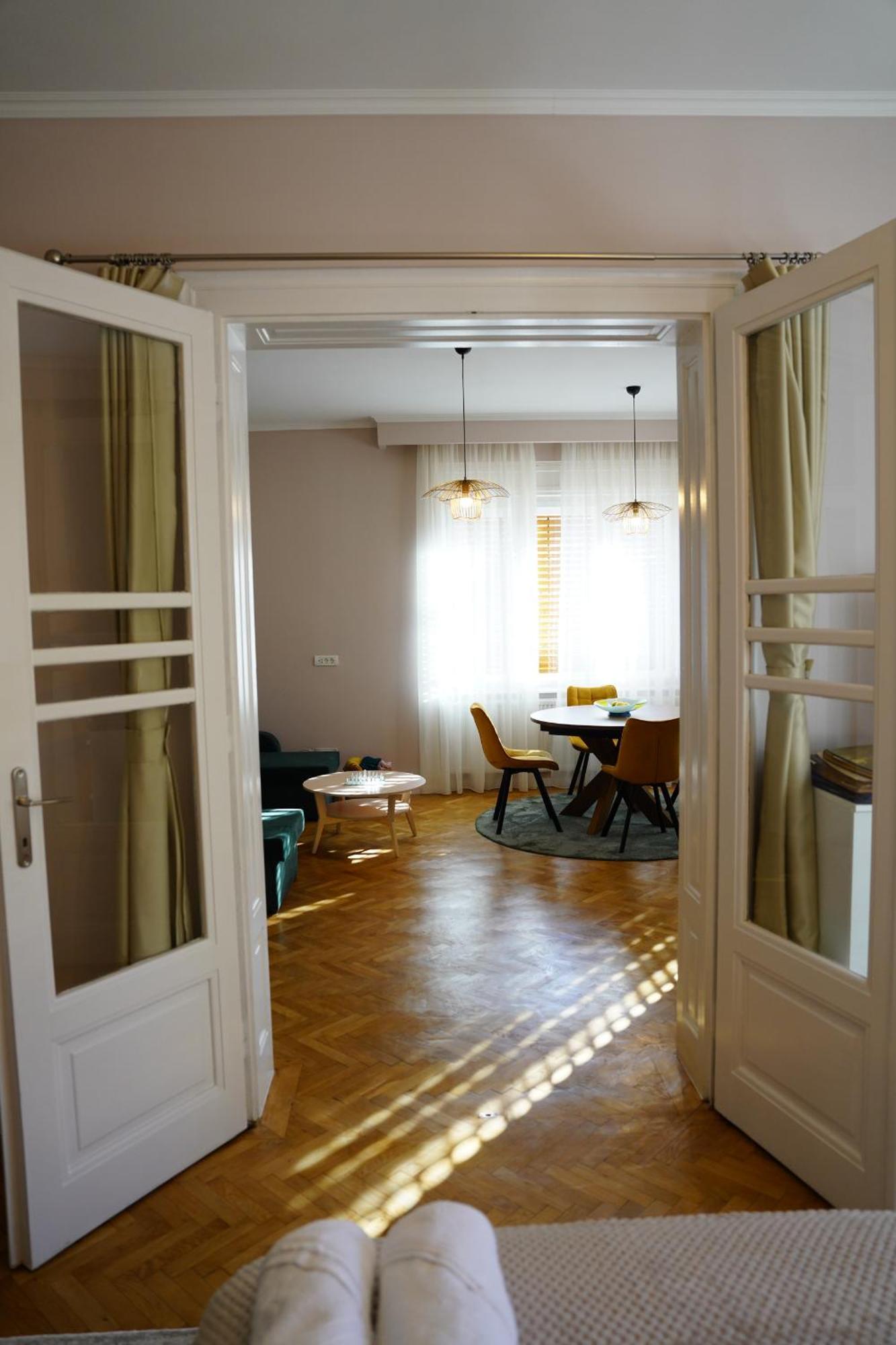 Ami'S Corner Lovely Family And Couple'S Home Сибиу Экстерьер фото