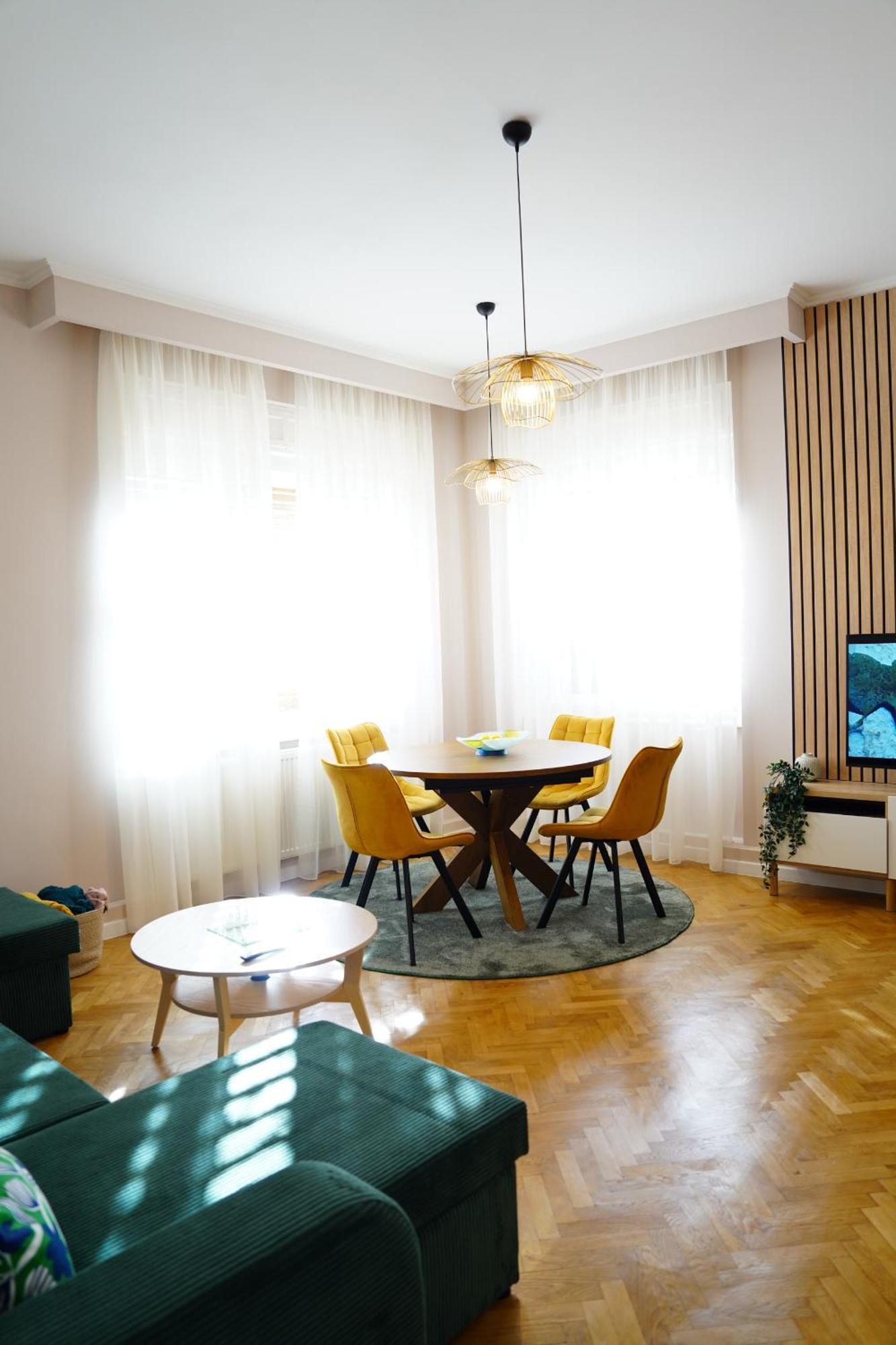 Ami'S Corner Lovely Family And Couple'S Home Сибиу Экстерьер фото